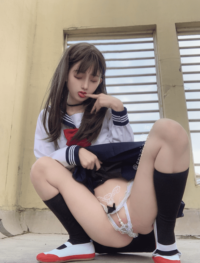 恩崽 – 天台水手服[125P1V-298MB]<badge>VIP</badge>-蜜桃啵啵