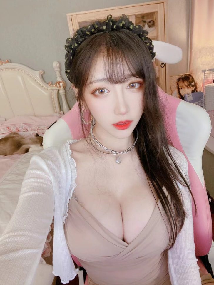 图片[4]-啾小妍 – 妍宝[328P10V-272MB]VIP-蜜桃啵啵