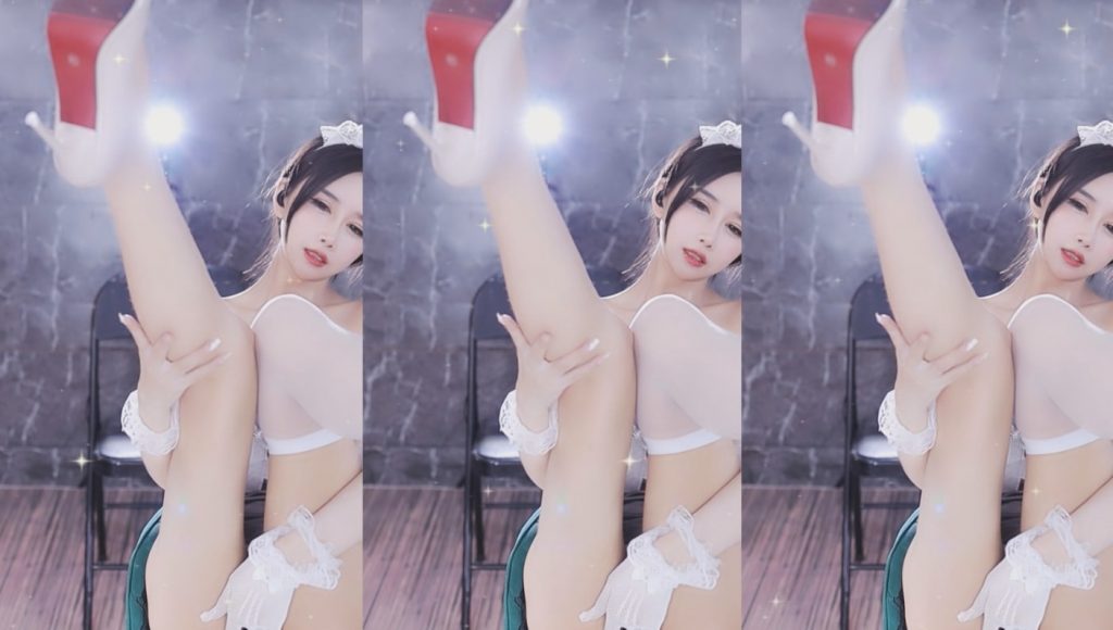 图片[2]-【ASMR】小恩雅-女仆衣服滑落[1V-680MB]-蜜桃啵啵