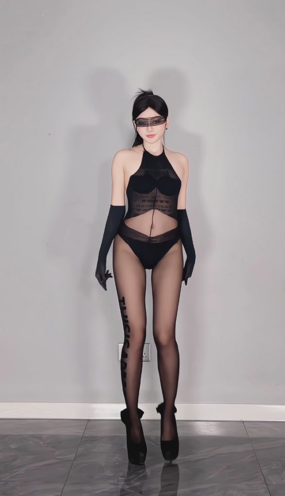 图片[1]-【舞】B站小艾-高颜御姐土豪高价私人定制[6V-0.97GB]-蜜桃啵啵