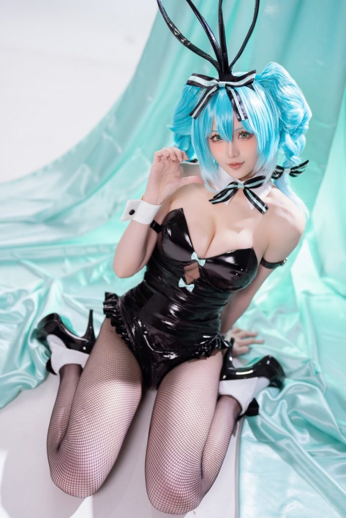 星之迟迟 NO.241 2025年5月计划C 初音未来 兔女郎 [44P1V-342MB]-蜜桃啵啵