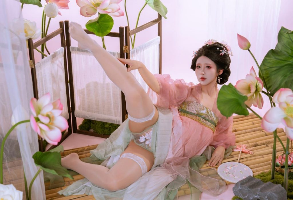 图片[3]-云溪溪 NO.108 奶桃 采莲 [90P-2.12GB]VIP-蜜桃啵啵