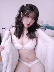 Natsuko夏夏子 – NO.70 玉桂狗内衣 [32P-327M]-蜜桃啵啵