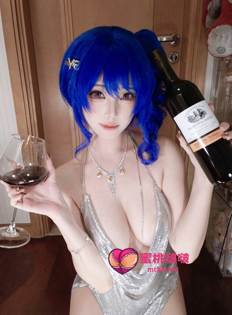 图片[1]-蜜汁猫裘 NO.123 碧蓝航线 圣路易斯礼服自拍 [16P1V-1.23GB]VIP-蜜桃啵啵