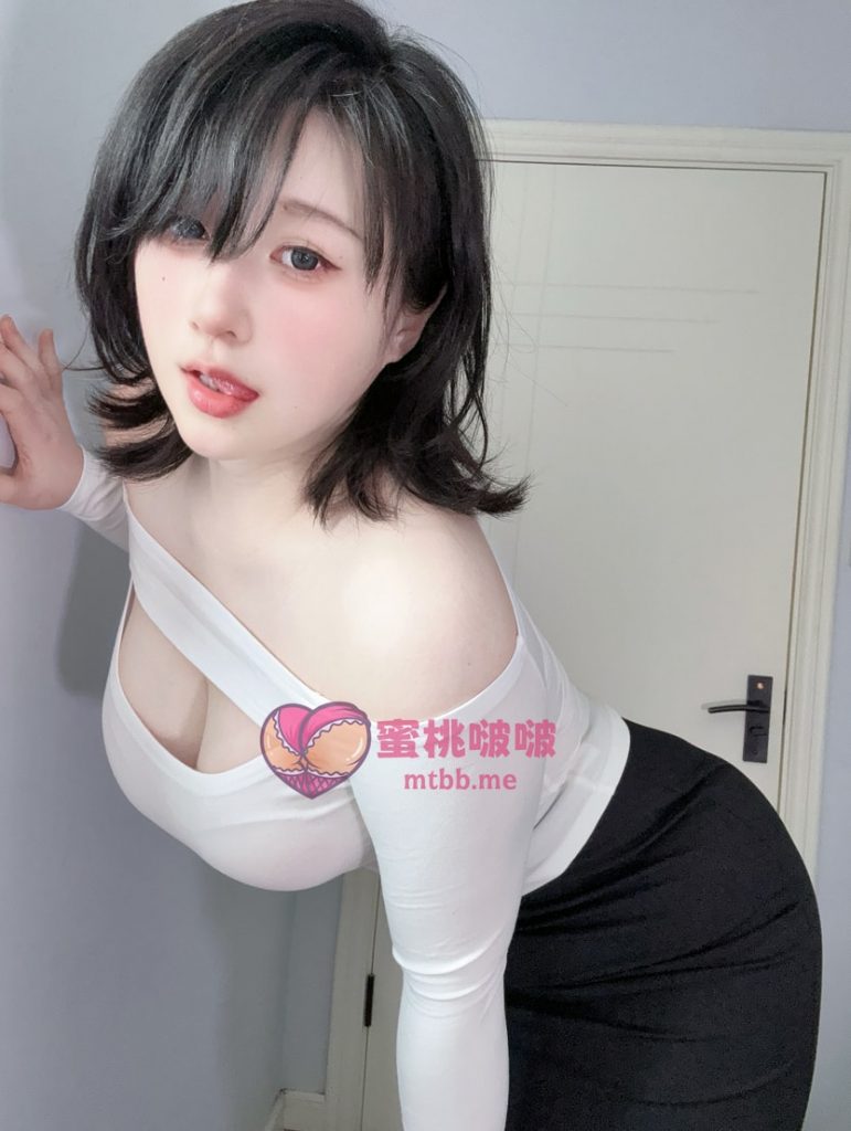 图片[1]-Zyra秋 NO.13 妈妈的裙子 [47P-215MB]VIP-蜜桃啵啵