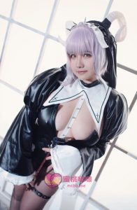 阿半今天很开心 NO.046 开裆裤恶魔 [75P2V-304MB]VIP-蜜桃啵啵